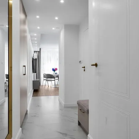 Centrum - Workspace, Balcony - By Rentujemy Appartement *