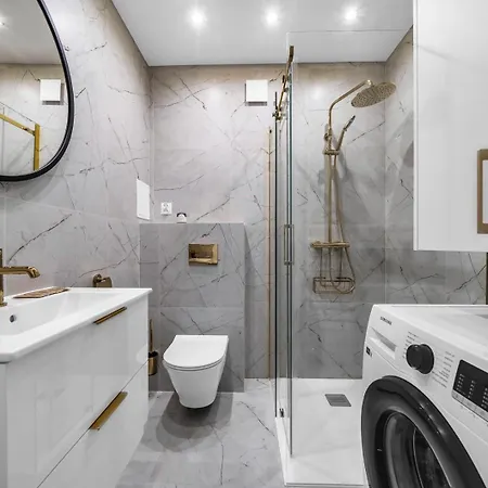 Appartement Centrum - Workspace, Balcony - By Rentujemy Varsovie