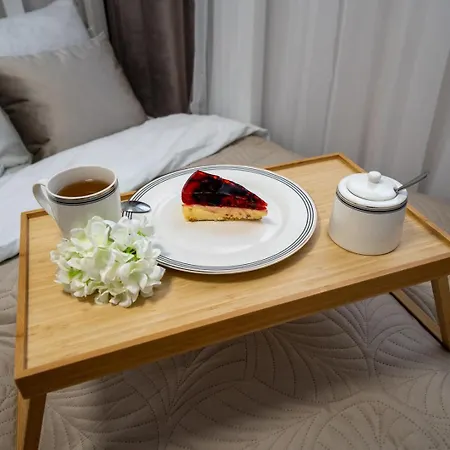 Appartement Centrum - Workspace, Balcony - By Rentujemy Varsovie